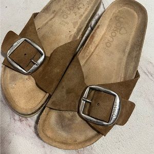 Yokono leather Buckle sandals size 6.5 Made In Spain